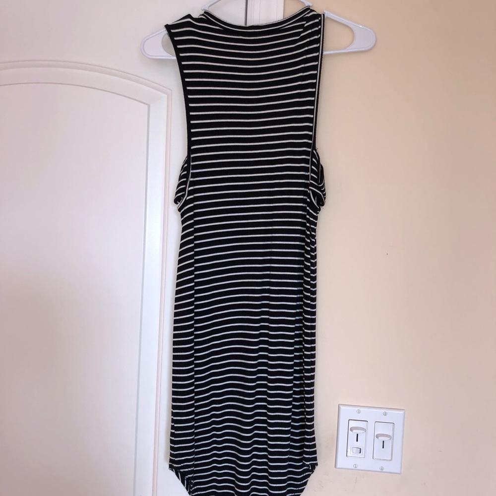Bodycon dress - Picture 2 of 4